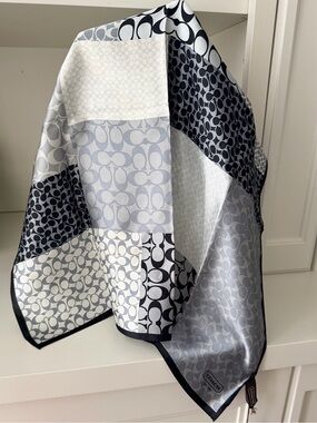 Y2K 2000’S COACH Soho Patchwork Black Grey 100% Silk Square Scarf Bandeau NEW